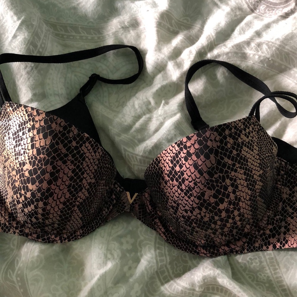 Snake skin bra!